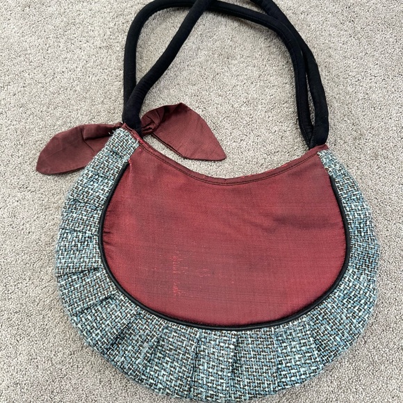 Handmade Silk and Tweed Shoulder Bag - Picture 2 of 3